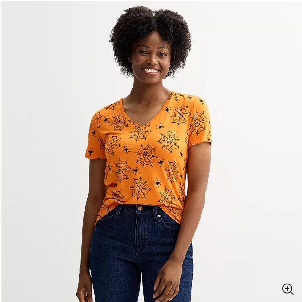 Halloween V-Neck T-Shirt | Small | Spider We Spooky Teacher Spirit Week NEW